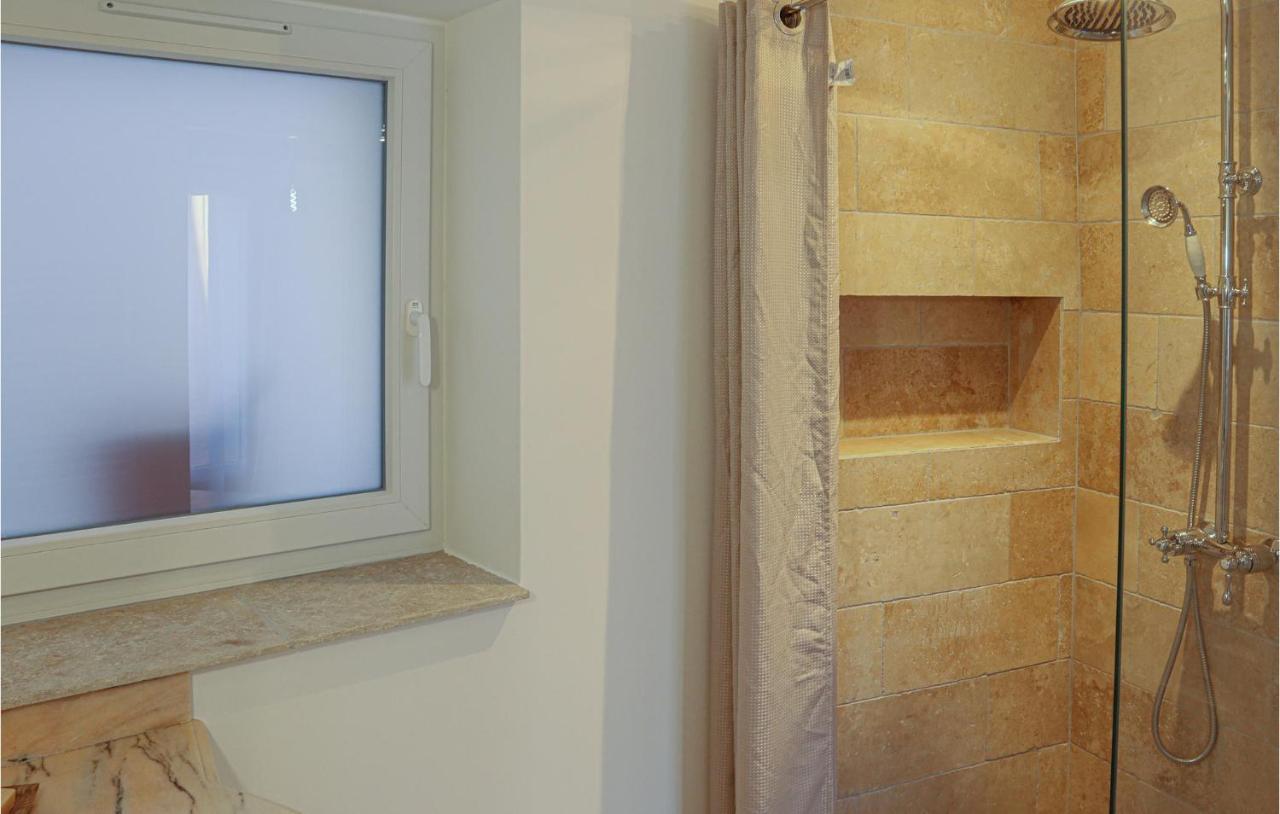 Gorgeous Apartment In Villes Sur Auzon With Wifi Esterno foto